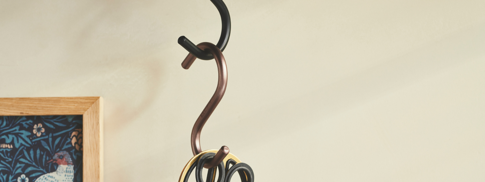 Clothes hook